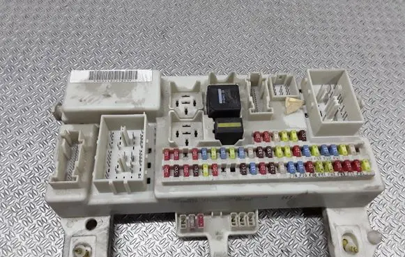 Ford Focus C-MAX Fuse module 3M5T14A073DG