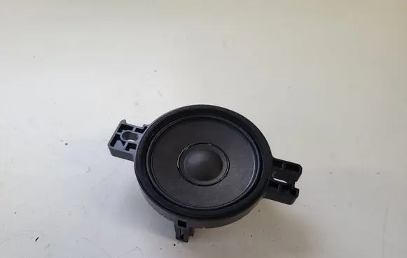 Audi A5 Parcel shelf speaker 