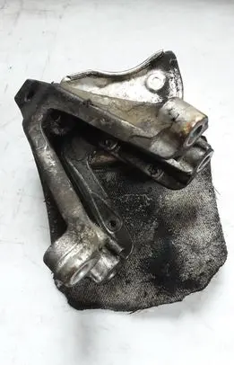 Audi A6 C7 Engine mounting bracket 8K0199387S