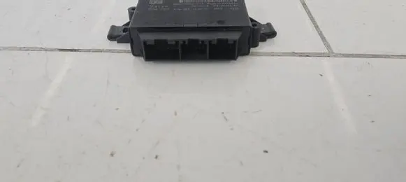 Volkswagen Touran II Parking PDC control unit/module 5N0919475D 604323 1Q0919475