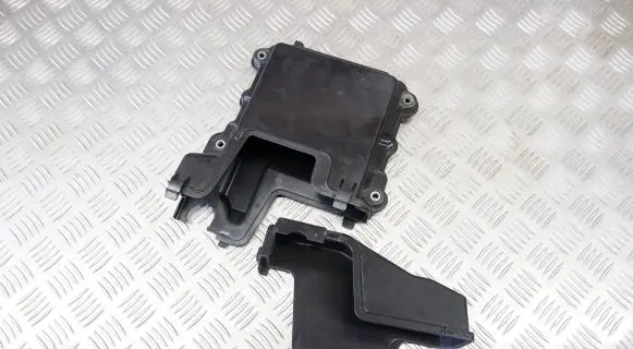 Honda CR-V Engine control unit box 37825R7CA