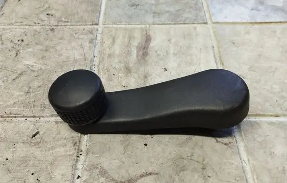 Skoda Octavia Mk1 (1U) Rear door window winding handle 1H0837581D