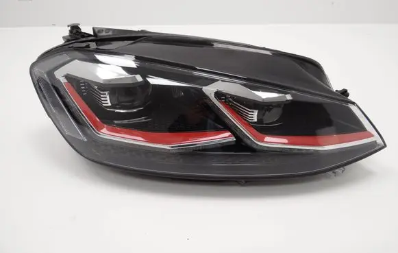 Volkswagen Golf VII Headlight/headlamp 5G1941082A 1ZX01306646