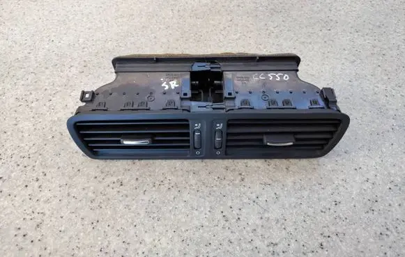 Volkswagen PASSAT CC Dashboard air vent grill cover trim 
