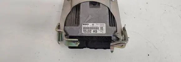 Toyota Corolla E120 E130 Engine control unit/module 8966102A90 1039S28724 0281011733
