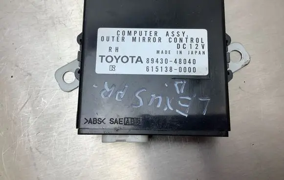 Lexus RX 330 - 350 - 400H Wing mirror control module 8943048040 6151380000