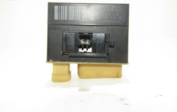Peugeot 207 Glow plug pre-heat relay 9652021180