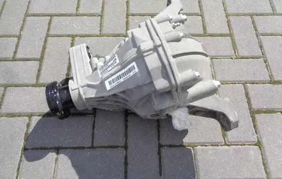 Jeep Grand Cherokee (WK) Rear differential