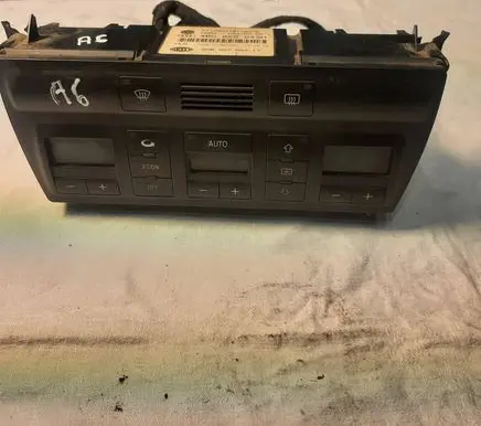 Audi A6 S6 C5 4B Climate control unit 4B0820043H 5HB00760417 0640000