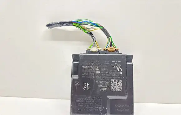 Opel Astra K Keyless (KESSY) go control unit/module 13510106 8219800000000X 793186748