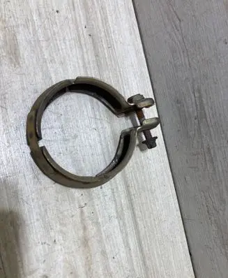 Mercedes-Benz ML W166 Muffler pipe connector clamp A0009958902