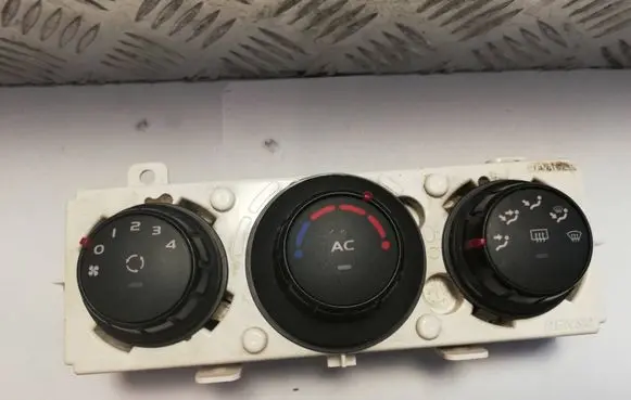 Renault Master III Climate control unit 275100013R 003999