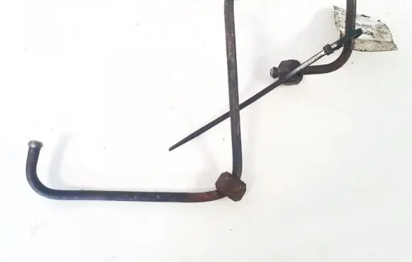 Ford Escort Fuel line pipe