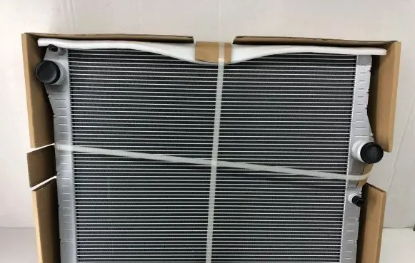 BMW M4 F82 F83 Coolant radiator 17112284607