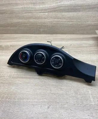Toyota Yaris Climate control unit 554060D390