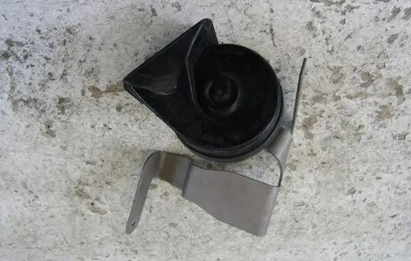 Mini One - Cooper F56 F55 Horn signal 8492675