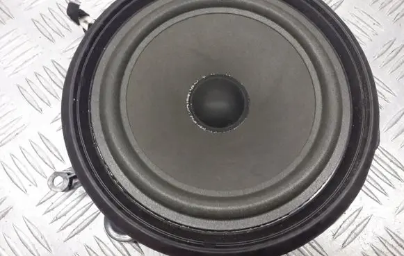 Audi A4 S4 B6 8E 8H Subwoofer speaker 8E0035411