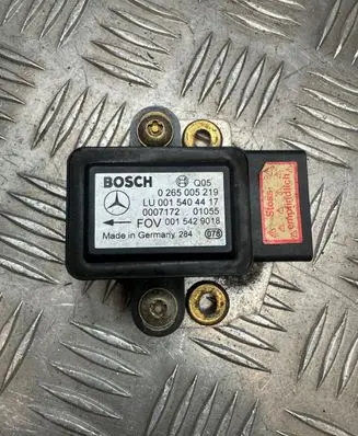 Mercedes-Benz A W168 ESP acceleration yaw rate sensor 0265005219 000717201055