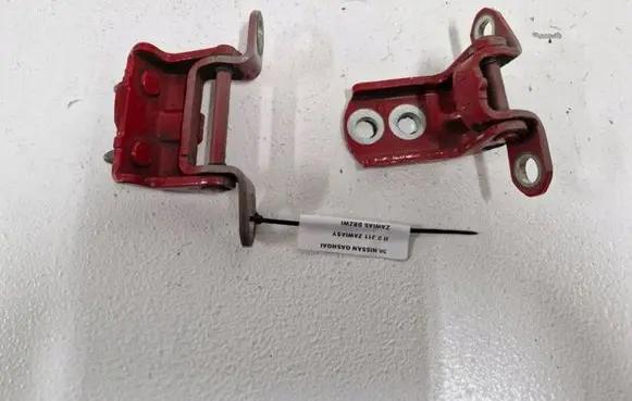 Nissan Qashqai Rear door hinge set 