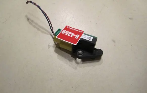 Volkswagen PASSAT B6 Airbag deployment crash/impact sensor 5N0959351B