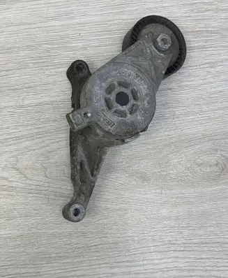 Volkswagen Caddy Generator/alternator belt tensioner 950371