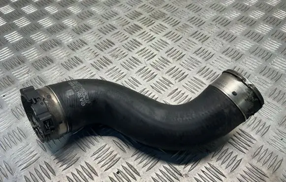 Mercedes-Benz E W212 Intercooler hose/pipe A2045286682