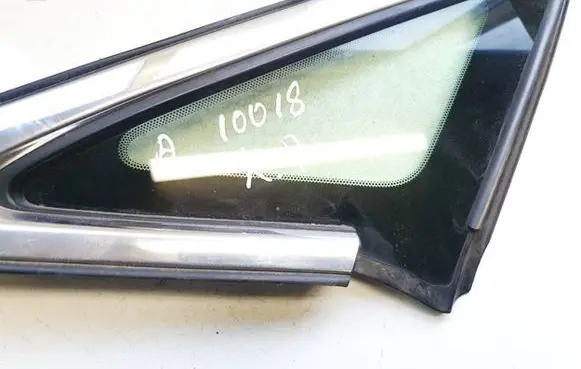 Mazda CX-7 Front triangle window/glass dot23gv