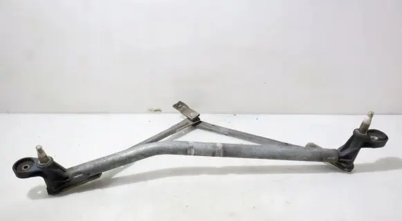 Alfa Romeo 147 Front wiper linkage 