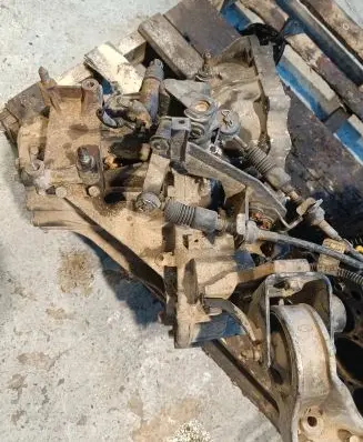 Hyundai Santa Fe Manual 5 speed gearbox