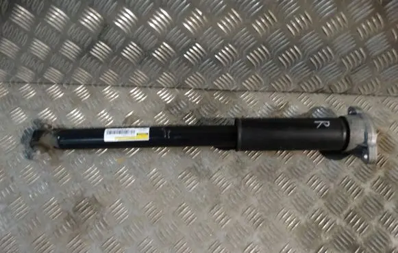 Mercedes-Benz C W205 Other under body part 