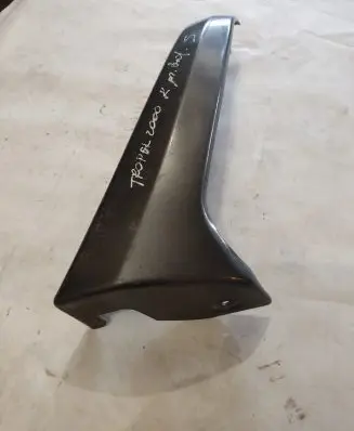 Isuzu Trooper Front bumper corner part panel trim 
