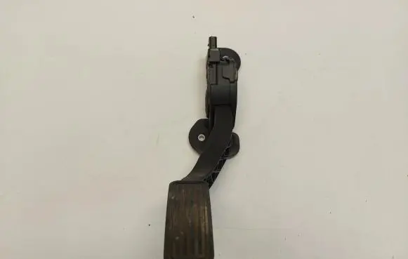 Tesla Model S Accelerator throttle pedal be5c-9f836-aa