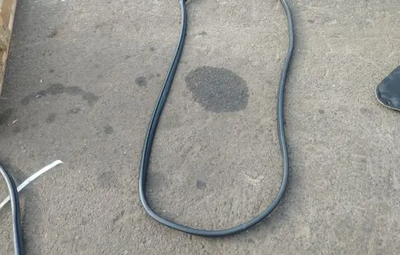 Honda CR-V Front door rubber seal