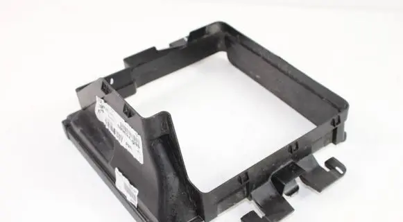 Opel Grandland X Intercooler air channel guide 9810617180 9851759680