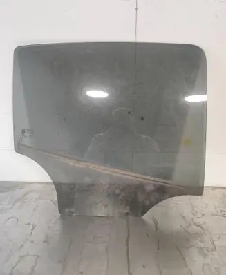 Opel Mokka X Rear door window glass