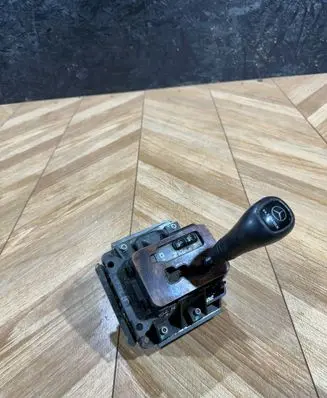 Mercedes-Benz CLK A208 C208 Gear shifter/selector PP202267054 12038 202267054