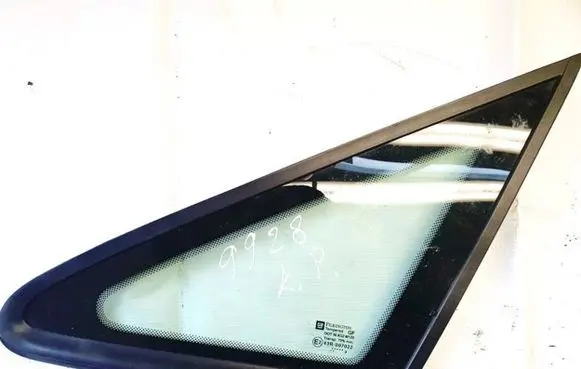 Opel Zafira A Front triangle window/glass dot36as2m192