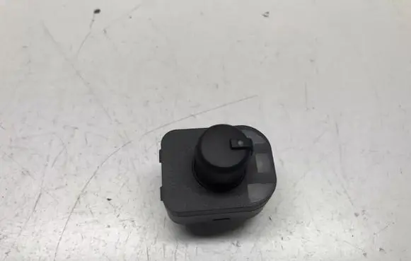 Audi A4 S4 B6 8E 8H Wing mirror switch 8E0959565