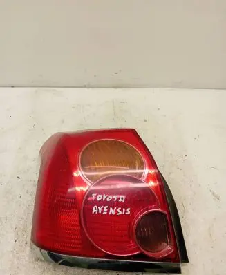 Toyota Avensis T250 Rear/tail lights