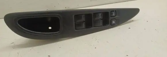 Nissan Primera Electric window control switch 25401AV640 C8DD702N