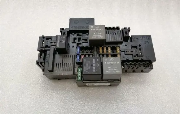 Mercedes-Benz S C217 Fuse module A2229063202