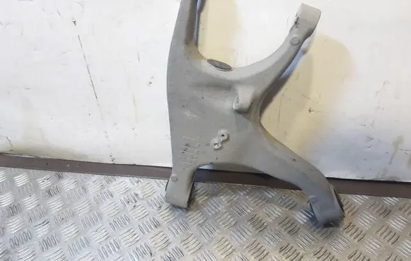 Audi A7 S7 4G Rear upper control arm/wishbone 8R0505311F