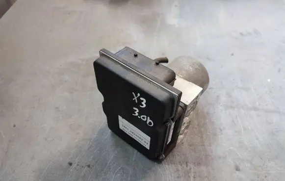 BMW X3 E83 ABS Pump 3424682