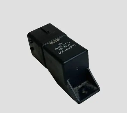 Citroen C5 Glow plug pre-heat relay 9640469680 31252002