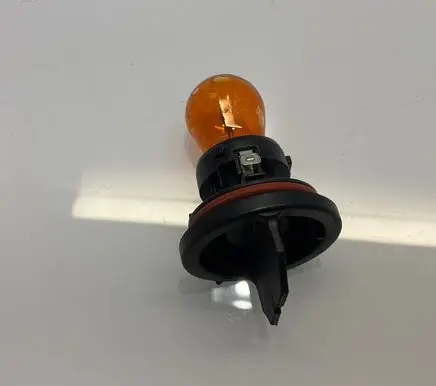 Mercedes-Benz C W203 Headlight/headlamp bulb 