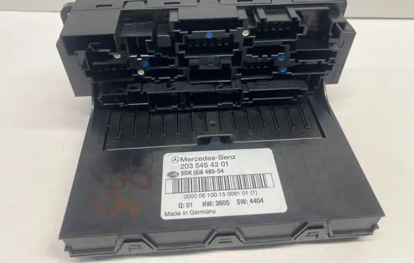 Mercedes-Benz C W203 Comfort/convenience module 2035454201 5DK00848554