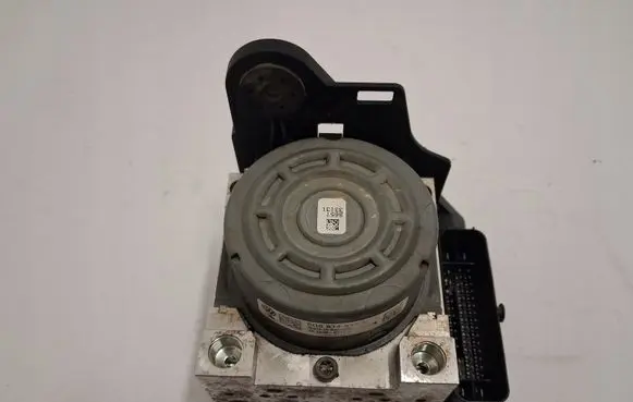 Volkswagen Transporter - Caravelle T1 Other brake parts 5Q0507379AA