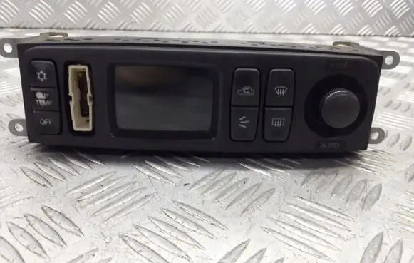 Mitsubishi Galant Interior fan control switch MR568514