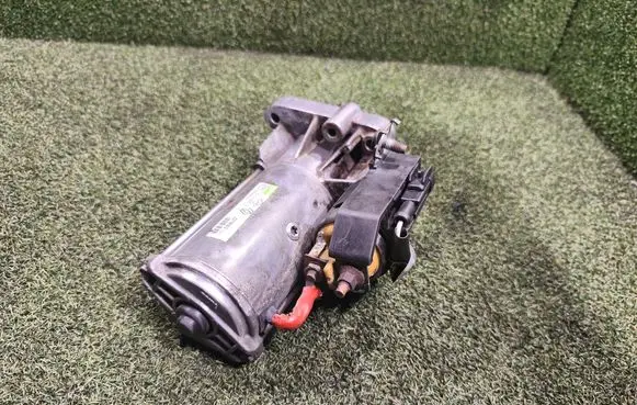 Opel Vivaro Starter motor 8200634602 0156SZC D7R53