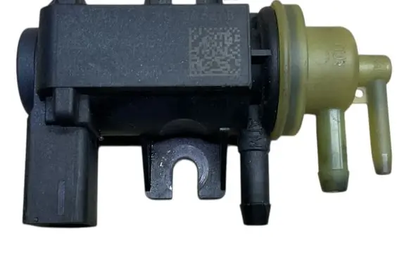 Skoda Praktik (5J8) Turbo solenoid valve 1K0906627B 4011464A